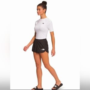 The North Face Women’s Hydrenaline 2000 Shorts